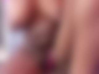 Live cam show with anamyle22 - Living Room on nudelive.tv