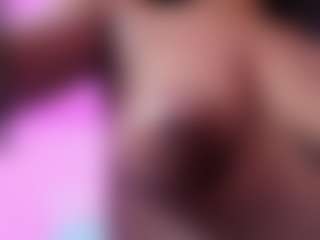 Live cam show with anamyle22 - Small Ass on AdultVida.com