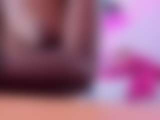 Live cam show with anamyle22 - Living Room on 1on1-livenow