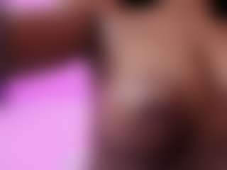 Live cam show with anamyle22 - Normal on Camsoda