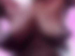Live cam show with anamyle22 - Living Room on mypornchat.com