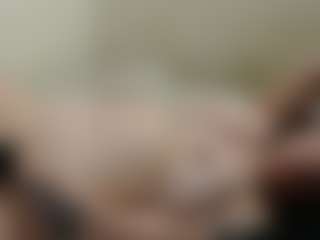 Live cam show with luna Steele - Brown Eyes on Camming Site