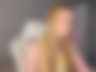 Live cam show with monikacutie - Brown Hair on Fling VIP Chat