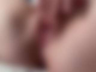 Live cam show with monikacutie - Small Ass on Cam Slut