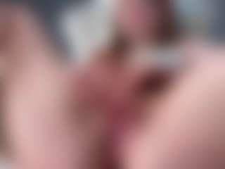 Live cam show with monikacutie - Petite on livesuperchat.net