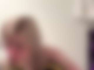Laura Tate's Live Sex Cam Show