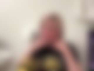 Laura Tate's Live Sex Cam Show