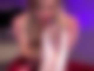 Laura Tate's Live Sex Cam Show