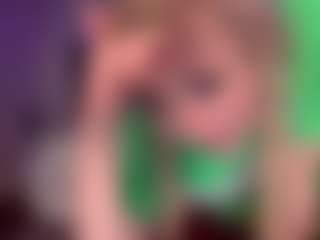 Live cam show with Laura Tate - Strip Blonde Hair on Camming Site