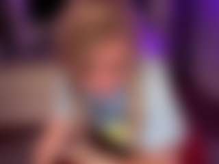 Live cam show with Laura Tate - New Petite on Strip Flash - Live Sex Shows
