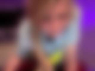 Laura Tate's Live Sex Cam Show