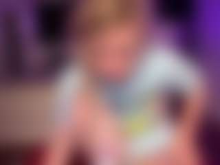 Laura Tate's Live Sex Cam Show