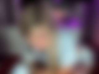 Live cam show with Laura Tate - Blonde Hair HD on Gym Cam Girls