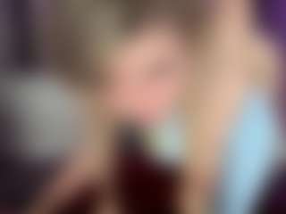Laura Tate's Live Sex Cam Show
