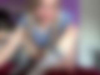 Live cam show with Laura Tate - Ride Torso on xxxlivecams.org