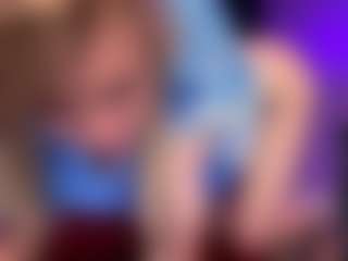 Live cam show with Laura Tate - Big Ass on sexylive.show