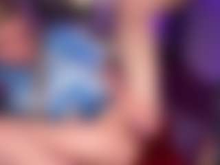 Laura Tate's Live Sex Cam Show