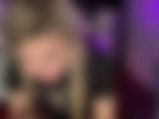 Live cam show with Laura Tate - Bedroom Lovense on Camsoda