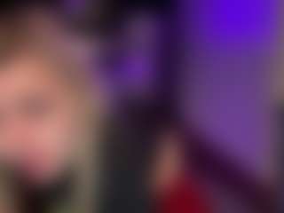 Live cam show with Laura Tate - Blonde Hair Big Tits on livesuperchat.net