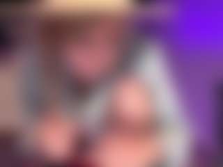 Laura Tate's Live Sex Cam Show