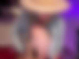 Laura Tate's Live Sex Cam Show