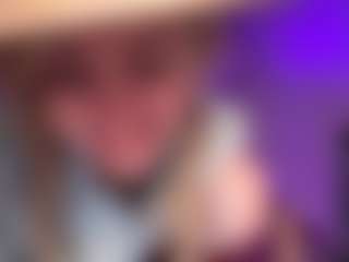 Laura Tate's Live Sex Cam Show