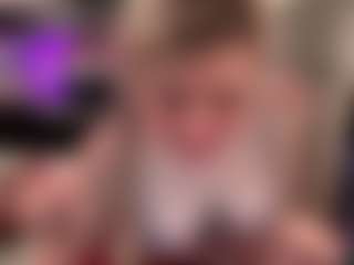 Laura Tate's Live Sex Cam Show