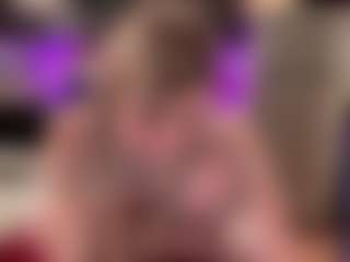 Laura Tate's Live Sex Cam Show