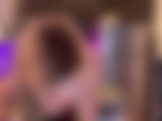 Laura Tate's Live Sex Cam Show