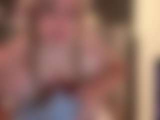 Laura Tate's Live Sex Cam Show