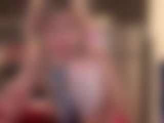 Laura Tate's Live Sex Cam Show