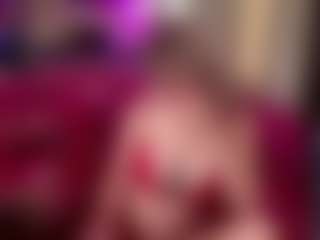 Laura Tate's Live Sex Cam Show