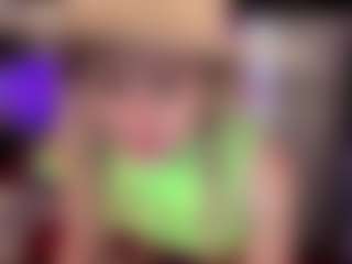 Laura Tate's Live Sex Cam Show