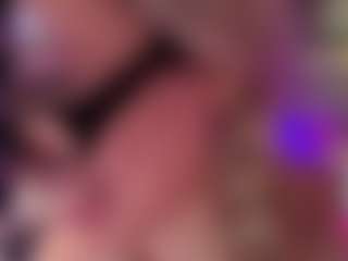 Laura Tate's Live Sex Cam Show