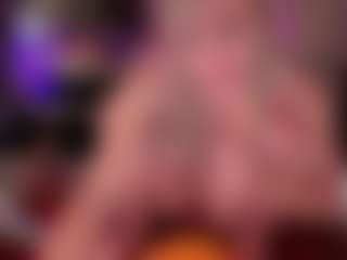 Laura Tate's Live Sex Cam Show