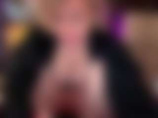 Laura Tate's Live Sex Cam Show