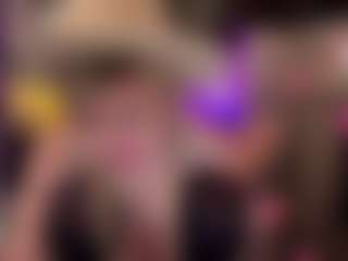 Laura Tate's Live Sex Cam Show