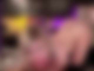Laura Tate's Live Sex Cam Show