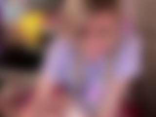 Live cam show with Laura Tate - Big Ass on TeamSkeetLive