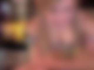 Live cam show with Laura Tate - Lingerie on Big Tits