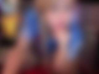 Live cam show with Laura Tate - Lingerie on boobsie.com
