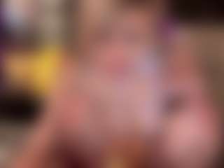 Laura Tate's Live Sex Cam Show
