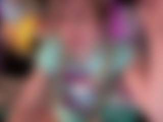 Live cam show with Laura Tate - Work on liverealitysex.com