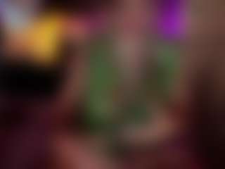 Laura Tate's Live Sex Cam Show