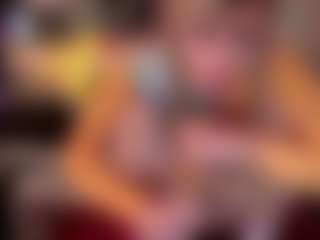 Live cam show with Laura Tate - Blonde Hair College on Hubzter Live