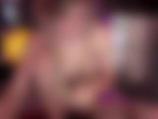 Live cam show with Laura Tate - India on Camversity