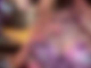 Live cam show with Laura Tate - Tease Blonde Hair on Camsoda