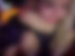 Live cam show with Laura Tate - Gamer Brown Hair on Taboo Cams XXX