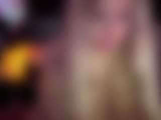 Live cam show with Laura Tate - Joi on xDating