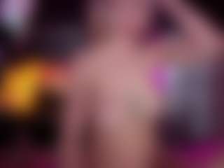 Laura Tate's Live Sex Cam Show
